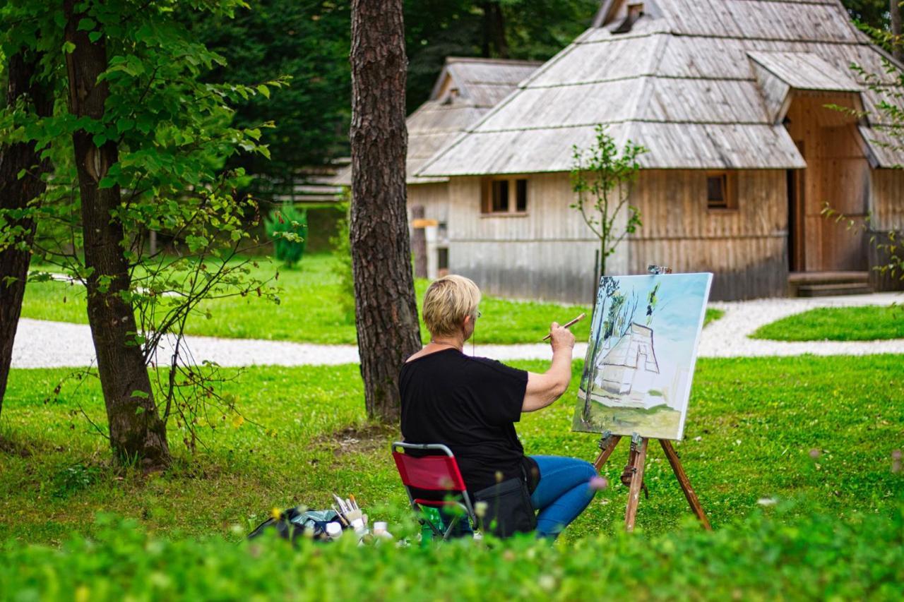 Slovenia Eco Resort Stahovica Eksteriør billede